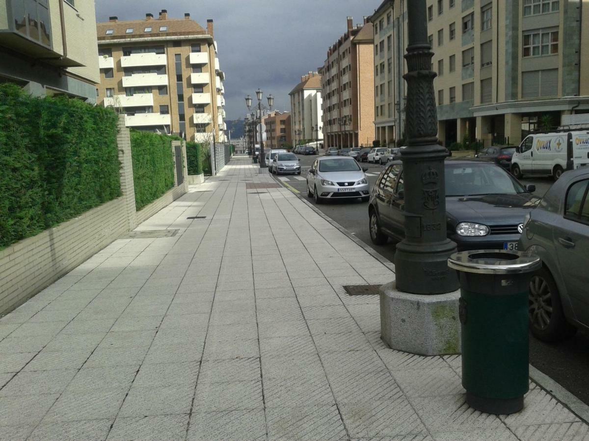 شقة Torre De La Fuente Aprtovistas Piscina Parking اوفيدو المظهر الخارجي الصورة
