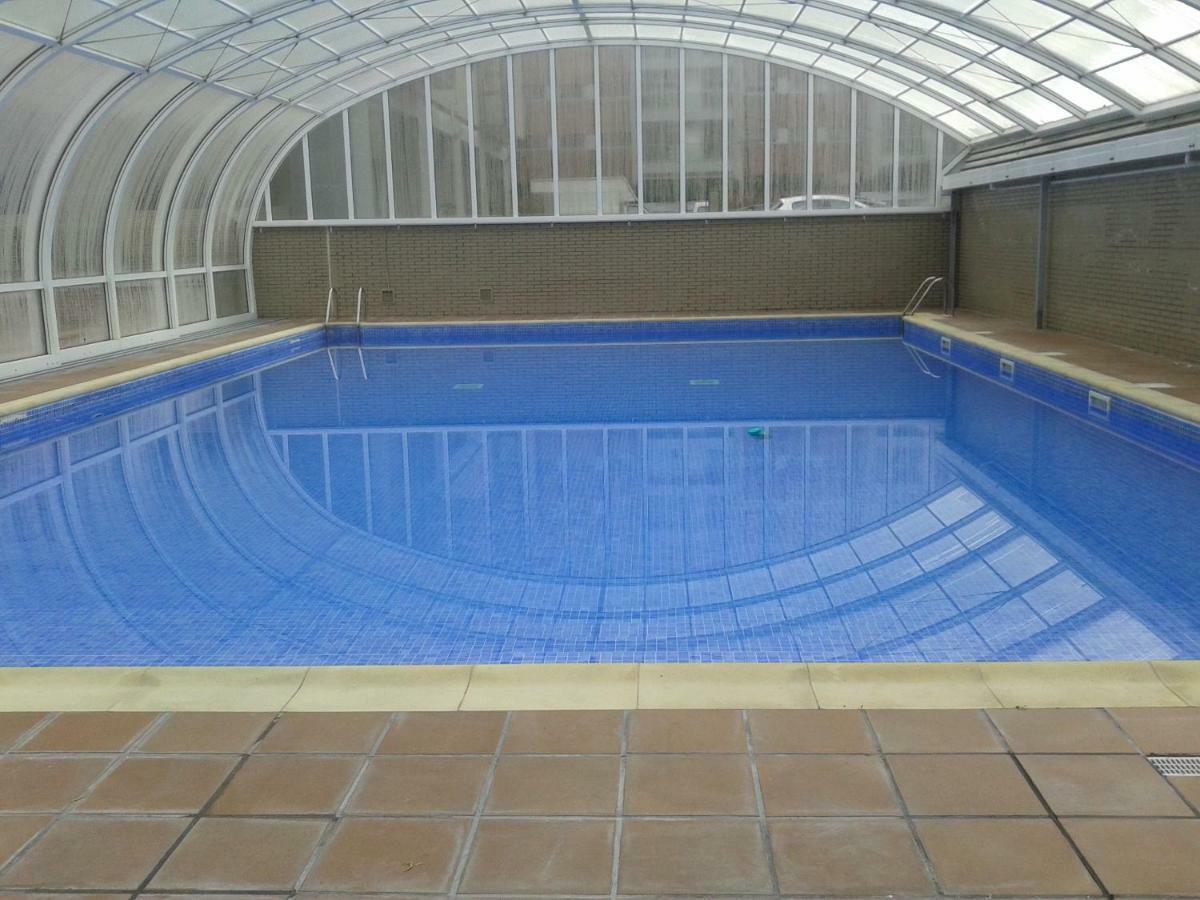 شقة Torre De La Fuente Aprtovistas Piscina Parking اوفيدو المظهر الخارجي الصورة